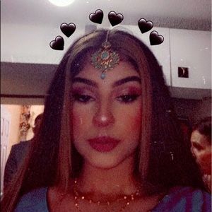 Meet your Posher, Chahat